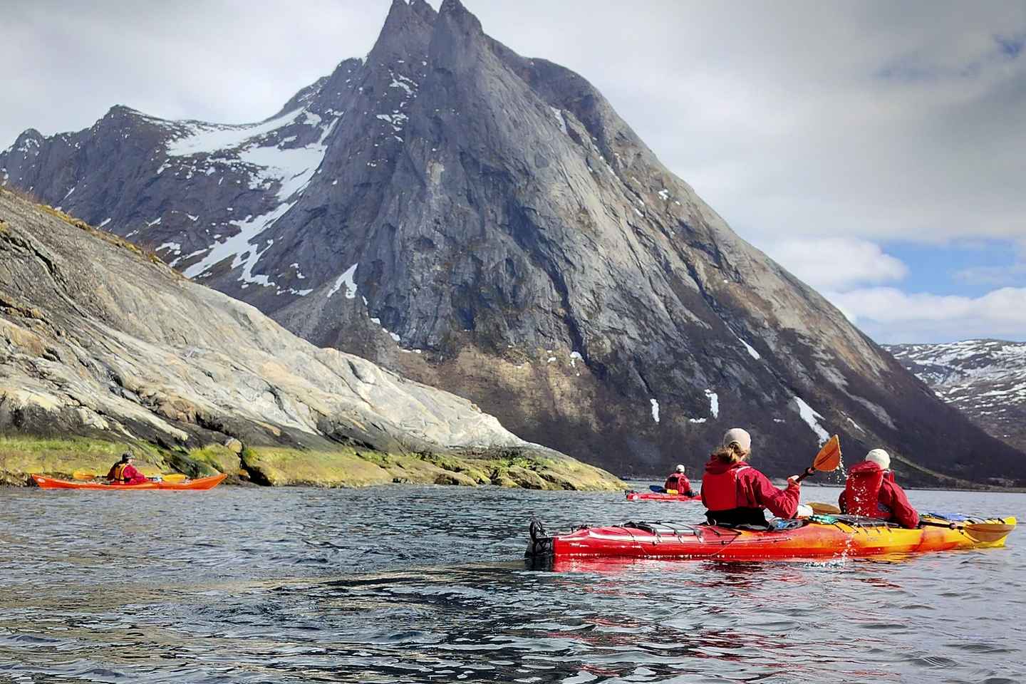 Senja: Guidet Fjord Kayaking in Ånderdalen Nationalpark