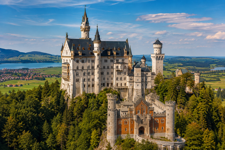 Zurich: Lindau, Füssen & Castle Tour