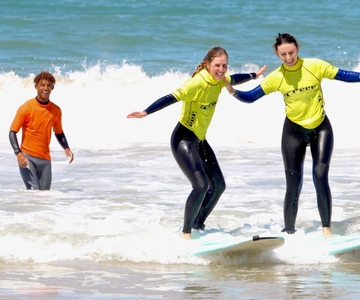 Jeffreys Bay: Learn to Surf Group Lesson