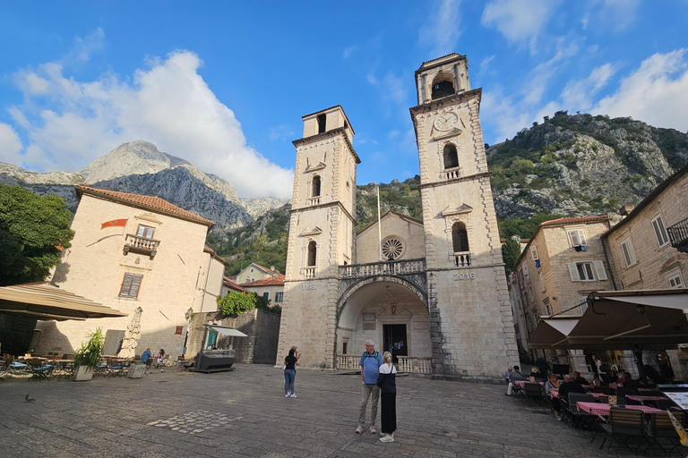 Tour a pie por el casco antiguo de Kotor