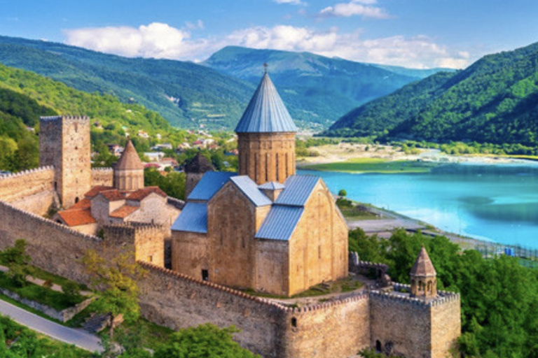 Tbilisi: Premium Kazbegi–Ananuri–Mtskheta Private Tour