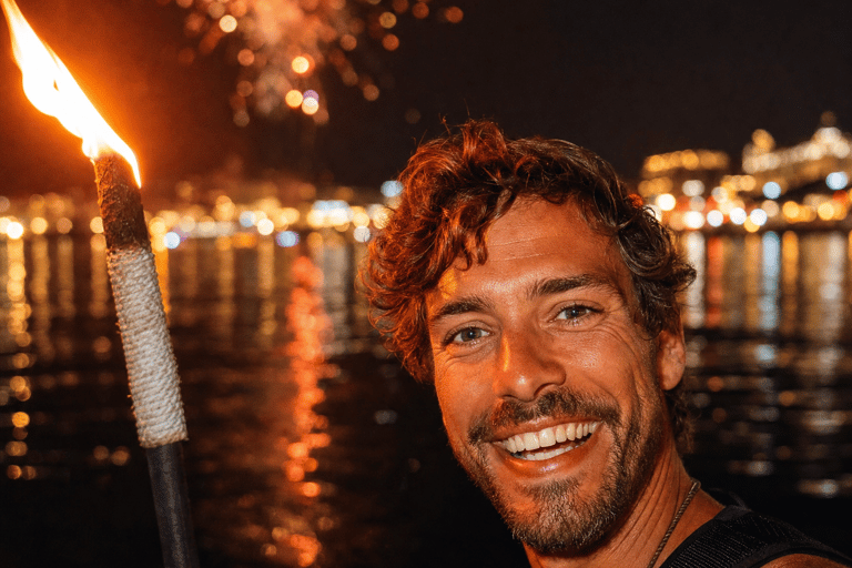 Cannes: Fireworks Stand-Up Paddleboard Tour