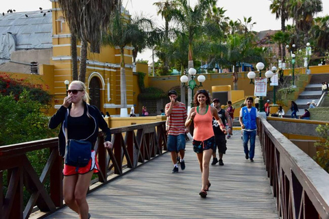 Lima: Barranco Walking Tour – Street Art & Photo Stops