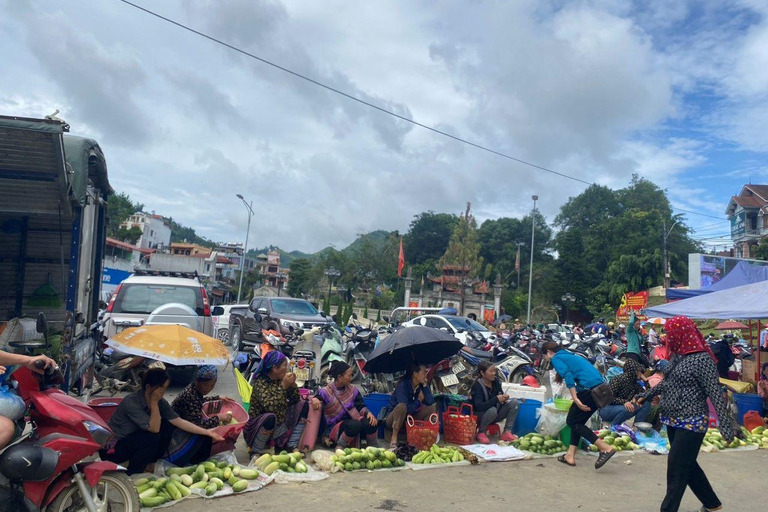 From Sapa: 1D Local Bac Ha Sunday Market Tour - Best Seller Bac Ha Market Tour with Local Lunch ( Lunch Included )