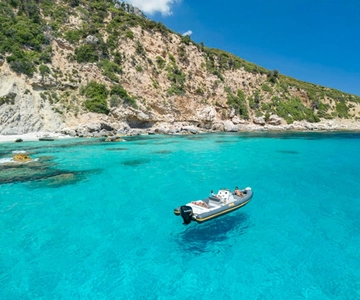 Crociera guidata a Cala Goloritzè, Cala Mariolu, Cala Gabbiani e Biriala