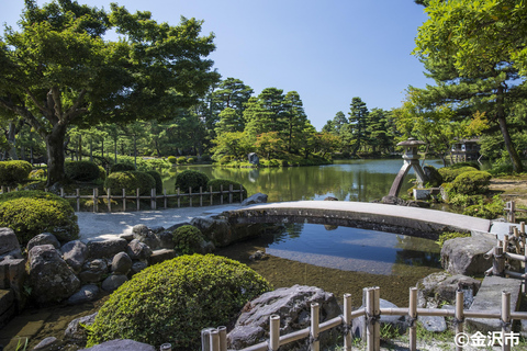 E-bike fietsen met rondleiding door Kanazawa Main & Kenrokuen