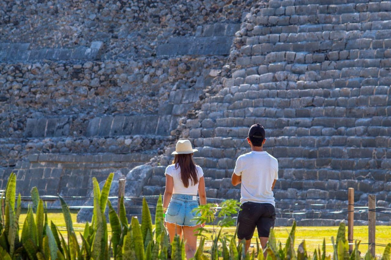 Chichén Itzá: Visita las ruinas, el cenote sagrado y ValladolidExcursión Clásica desde Cancún