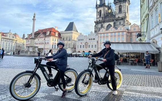 Stadtbesichtigung - Aussichtspunkte - Prague Electric Bike Tour