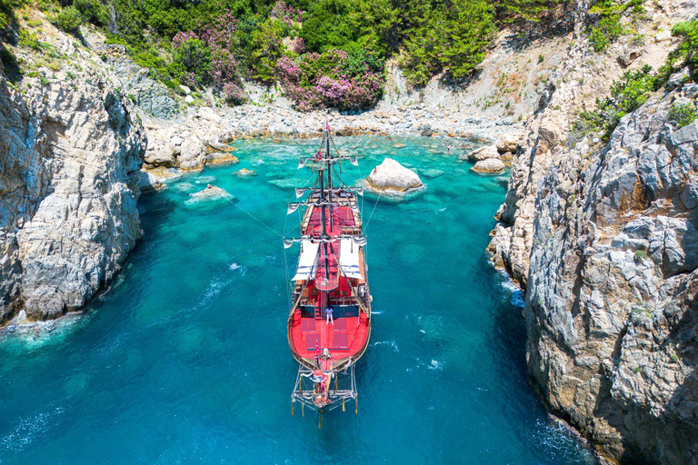 Alanya Hidden Coves & Blue Lagoon Cruise