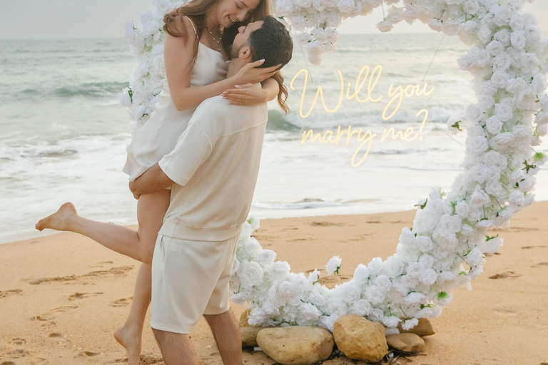 ALGARVE: Professional Photoshoot for Couples & Families Algarve: Private Photoshoot with a Professional Photographer