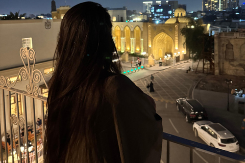 巴格达：在历史咖啡馆与当地人共饮茶、叙闲谈巴格达：在历史悠久的咖啡馆里与当地人喝茶聊天