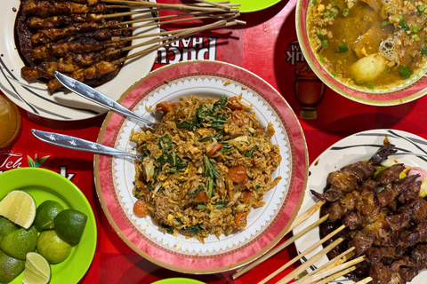 Jakarta Nights Food Tour with 15+ Tastings