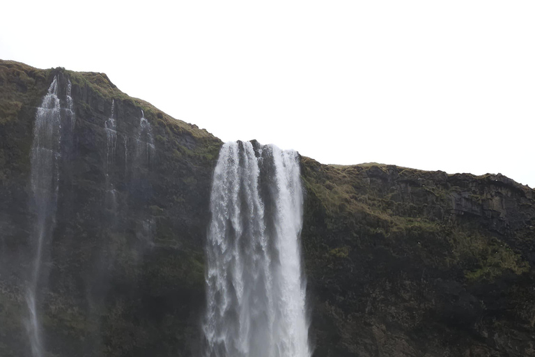 Private Tagestour an der Südküste mit GletscherwanderungPrivate Tagestour an die Südküste mit Gletscherwanderung
