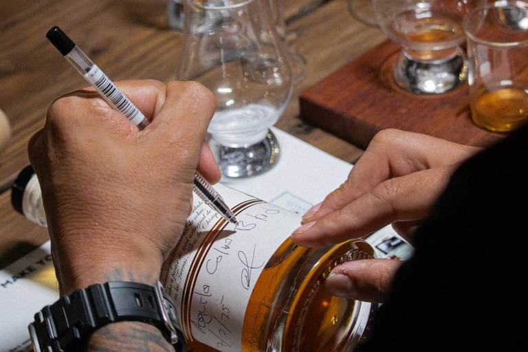 Casco Viejo, Panama City: Rum Blending Session with Cocktail Standard (Class Only)