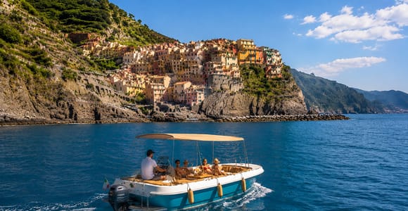 La Spezia: Cinque Terre Boat Tour with Snack and Drinks
