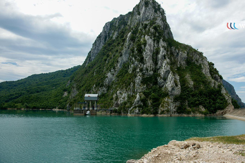 Excursão de um dia ao Lago Bovilla partindo de: Durres,Golem