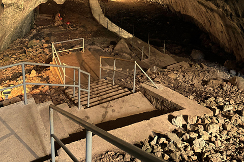 Privétour vanuit Sarajevo: Bijambare-grotten en natuurparkVan Sarajevo: 5 uur Bijambare Caves & Nature Park