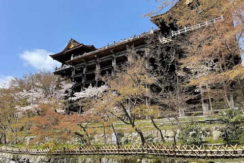 Kyoto: Guided Tour of Great Festivals and Cultural Events 8-Hour Romantic Couple’s Tour in Kyoto