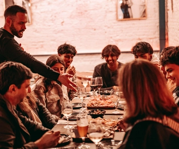 Barcelona: Gothic Quarter Tipsy Tasting Tapas Tour + History