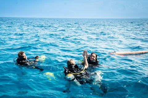 Zanzibar 2 Days PADI Advanced Open Water Course(+5 OW Dives)
