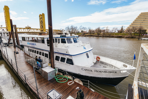 Sacramento: River Cruise with Narrated History Sacramento: Historic Gold Rush River Cruise