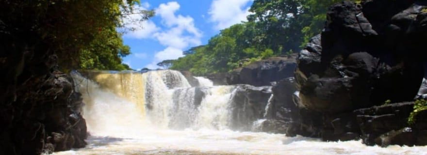 Île Maurice : croisière en catamaran à l'Île aux Cerfs avec déjeuner barbecue