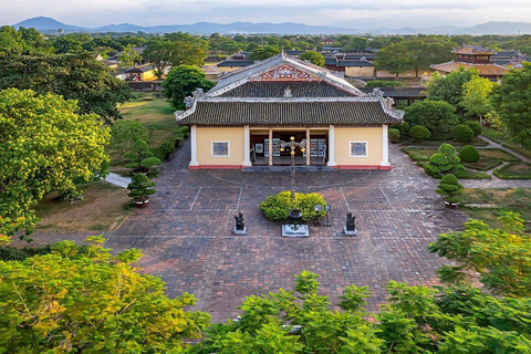 Discover Hue: Perfume River, Imperial Citadel, Royal Tombs Group Tour