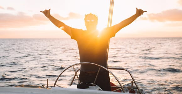 Maui: Sunset Sailing Cruise from Ma&#39;alaea Harbor