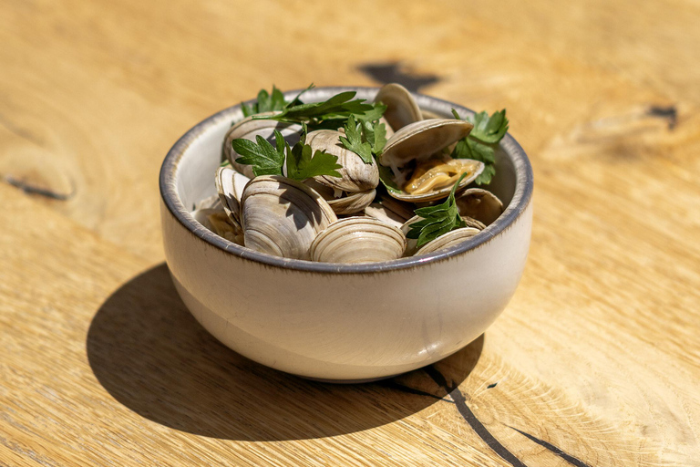 Chef Led Porto Market Tour & Portuguese Tapas Class + Wine