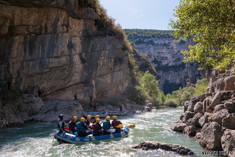 Castellane: Rafting in the Verdon Gorges Classic rafting - 14 km