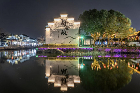 Shanghai: Xitang Night Water Town & Paddleboard Trip