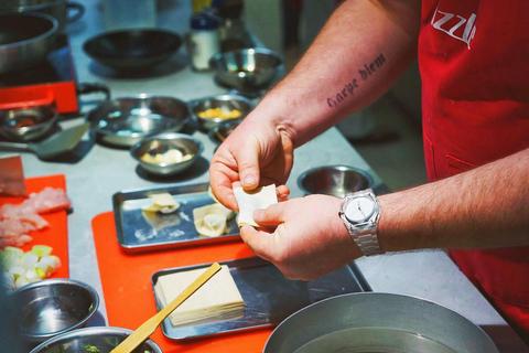 Shanghai: Chinese Cooking Class with Michelin Chef