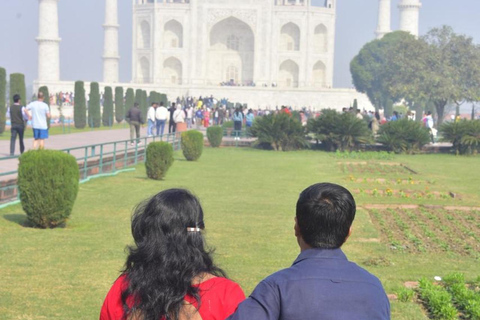 Agra : visite privée du Taj Mahal et du Fort d&#039;Agra avec déjeuner 5 étoilesVisite privée du Taj Mahal et du Fort d&#039;Agra avec un guide professionnel