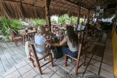 Tulum: Ruins, Cenotes, Turtle Swim, and Lunch Tour