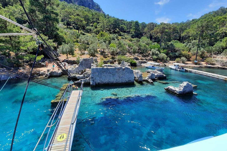 Fethiye: Private Boat Tour with BBQ and Hotel Transfer