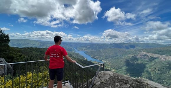 Vanuit Porto: dagtour in kleine groep naar het Gerês-park met picknick