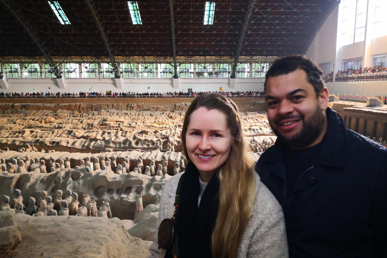 Xi'an: Terracotta Army Small Group Tour (8 or 15 Guests) 15-Guest Group B: Fixed-Point Pickup+Tickets+Guide