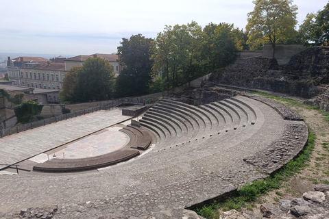 Lyon: Guided Tour of Fourvière Basilica and the Roman Theaters Fourvière: Guided Tour of the Basilica and Roman Theaters