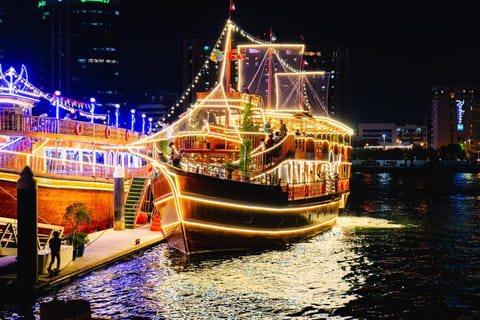 Dubai: Al Seef's Largest Dhow Dinner Cruise with Live Show
