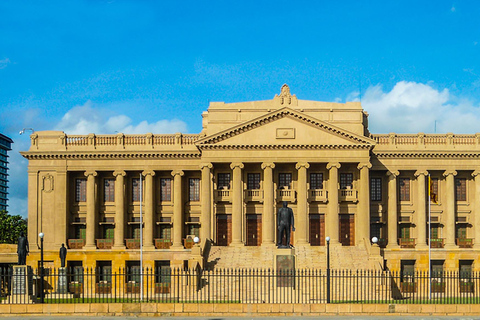 Colombo: Guided City Highlights Tour with Airport Drop-Off