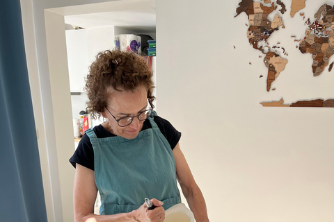 Ghent: Chocolate Truffle Workshop - Make and Take 25 Truffles Ghent: Chocolate Truffle Workshop - Create and Take Home 25 Truffles (Spanish)