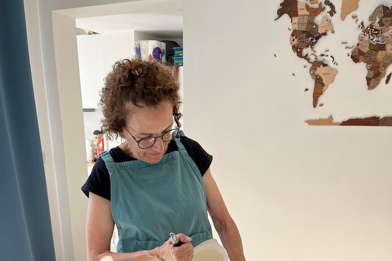 Ghent: Chocolate Truffle Workshop - Make and Take 25 Truffles Ghent: Chocolate Truffle Workshop - Create and Take Home 25 Truffles (Spanish)