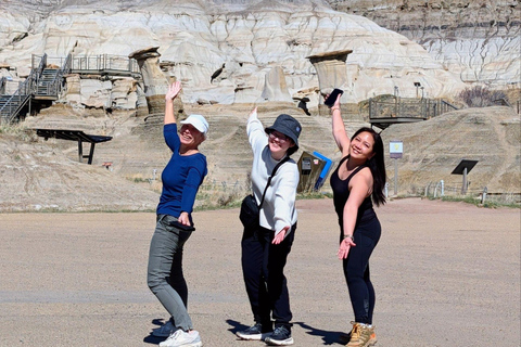 Day of Dinosaurs and Hoodoos From Calgary to Drumheller