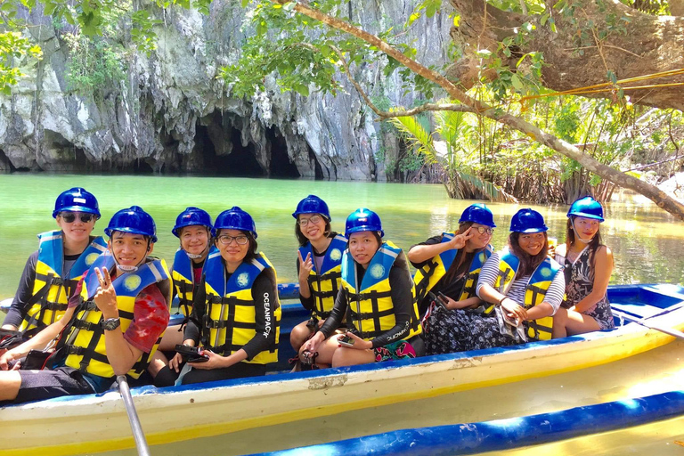 BEST SELLER: Underground River Tour mit Mittagessen