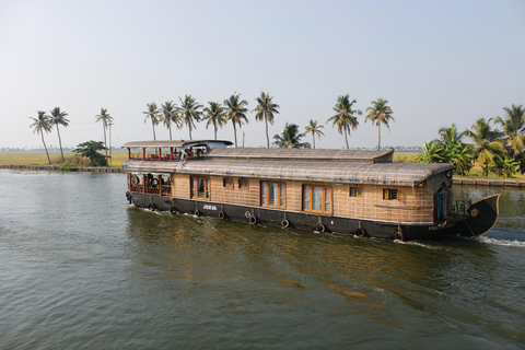 Kerala - paket med Munnar, Thekkady och Alleppey