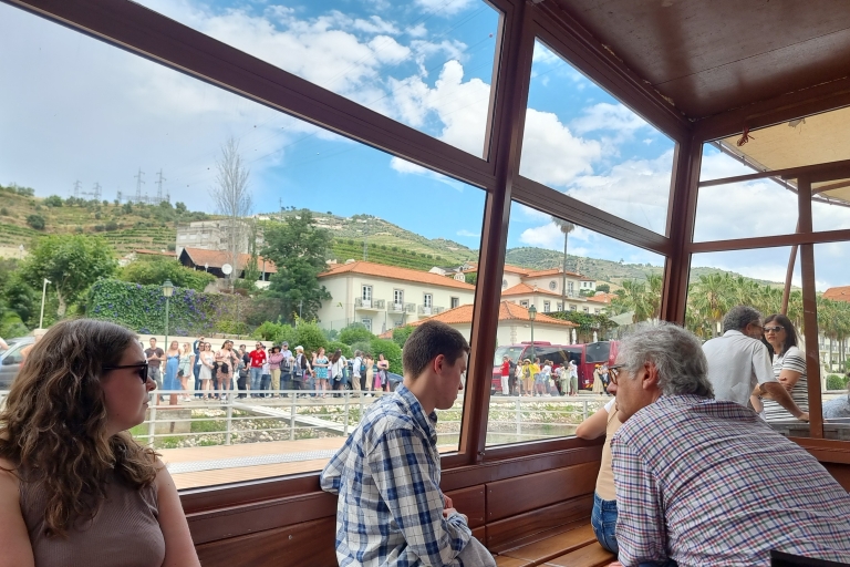 Porto: wycieczka po dolinie Douro z rejsem, lunchem i degustacją winaWycieczka z przewodnikiem w języku portugalskim