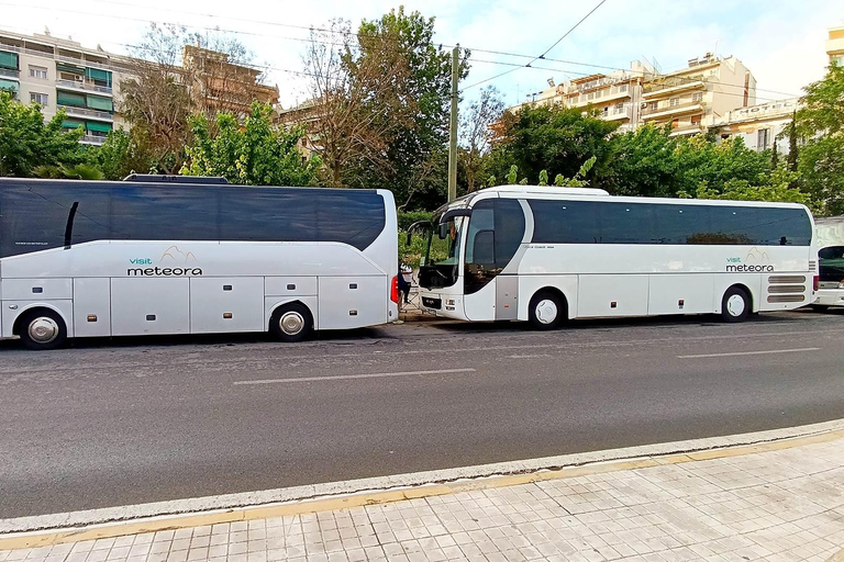 Athènes : excursion d&#039;une journée en bateau avec baignade et piscine thermaleAthènes : excursion d&#039;une journée en bateau vers les îles avec baignade