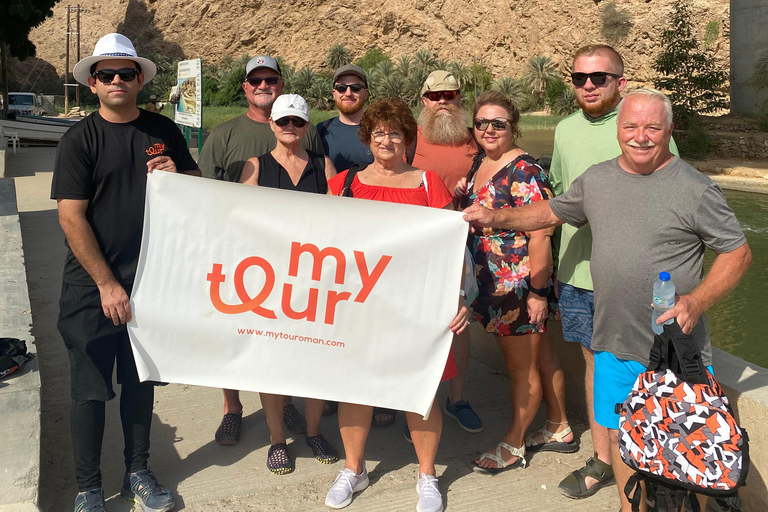 Full Day Group Tour in Wadi Shab