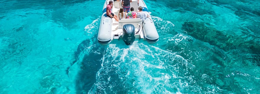 Cala Gonone : Croisière en dériveur dans le golfe d'Orosei avec arrêts baignade