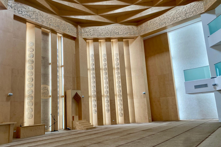 地拉那：埃尔巴桑堡垒、林村和奥赫里德湖之旅